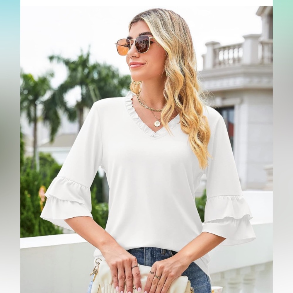 3/4 Bell Sleeve V-neck Top  White Medium - NWT - Picture 4 of 7